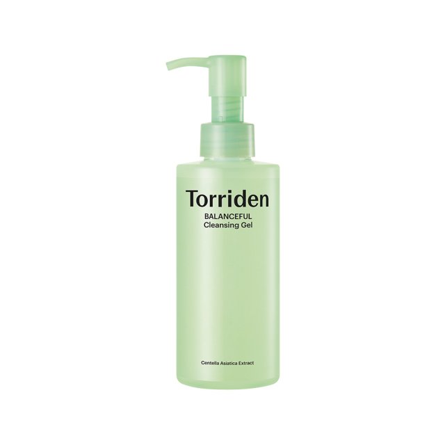 Torriden Balanceful Cleansing Gel 200ml in translucent green pump bottle for effective cleansing and gentle skincare care