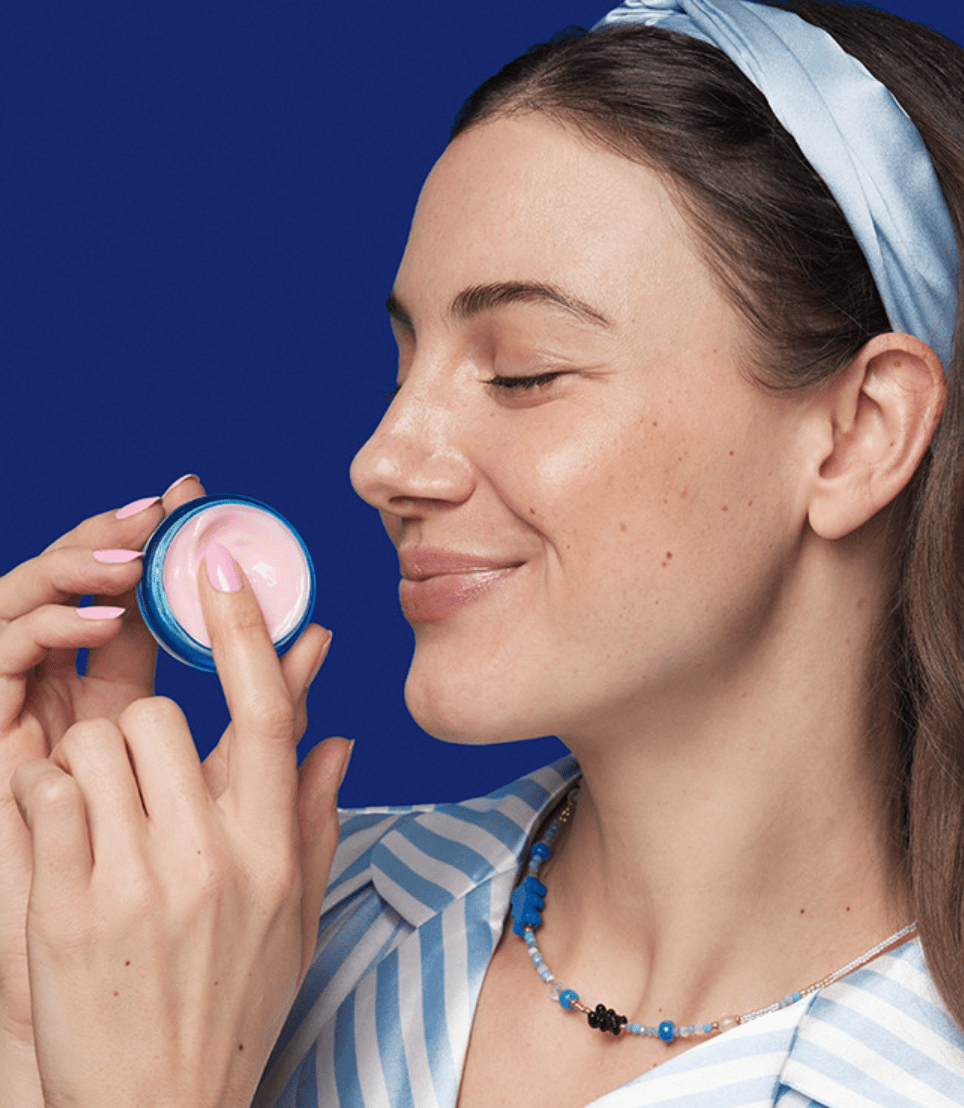 Dr.Jart+ Water Jelly Glow Lip Balm 20ml in blue jar with smooth texture for intense hydration and lip nourishment benefits