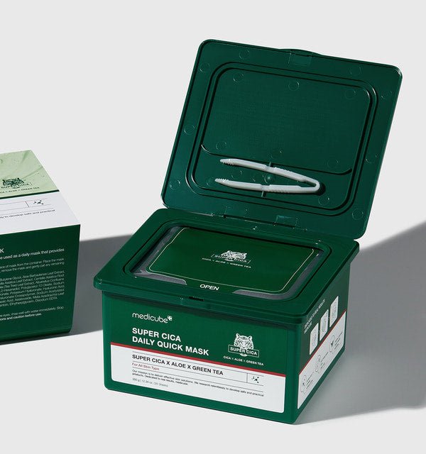 medicube Super Cica Daily Quick Mask 350g/30ea in green container with lifted lid revealing inside and tool for quick soothing care