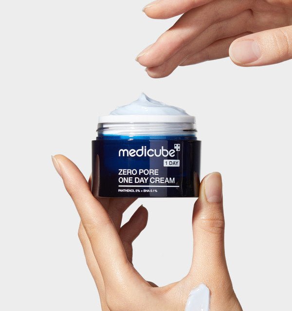 medicube Zero Pore One Day Cream 50ml in blue jar with creamy texture, promoting pore tightening benefits