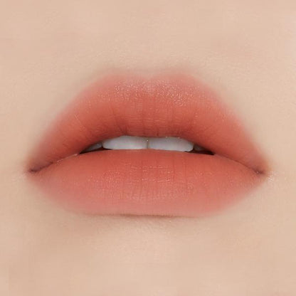 ETUDE HOUSE Fixing Tint 4g #04 Ginger Milktea on lips showing smooth, natural tint with long-lasting wear