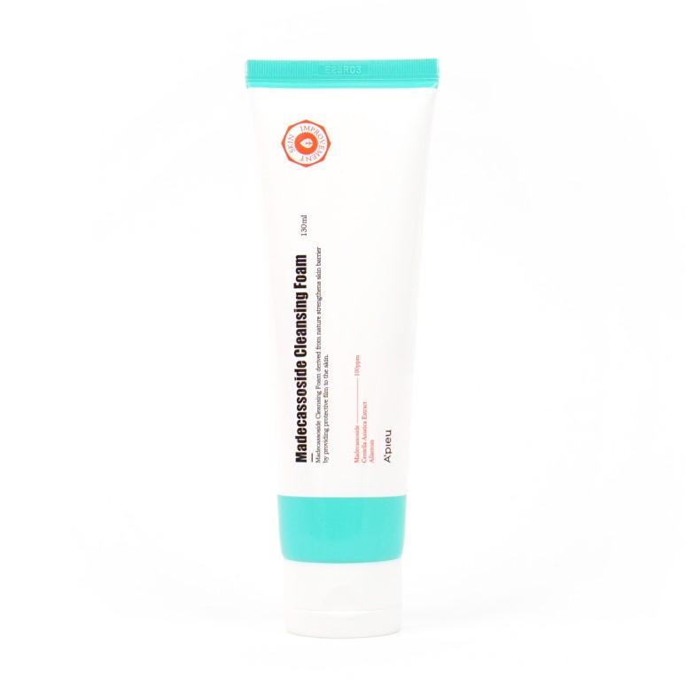 A'pieu Madecassoside Cleansing Foam 130ml in white tube with turquoise cap for deep cleansing benefits