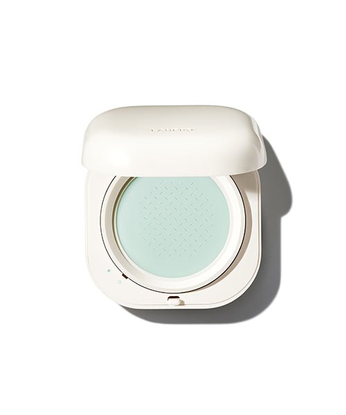 LANEIGE Neo Essential Blurring Finish Powder 7g in white compact with pale green powder for moisture retention and blurring effect