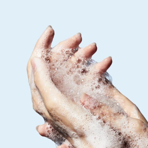 Anua 8 Hyaluronic Acid Moisturizing Gentle Gel Cleanser 150ml - Le Panda BEAUTÉ