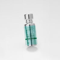 VT Cica Reti-A Essence 0.5 30ml bottle with silver cap designed to reduce wrinkles and improve skin texture