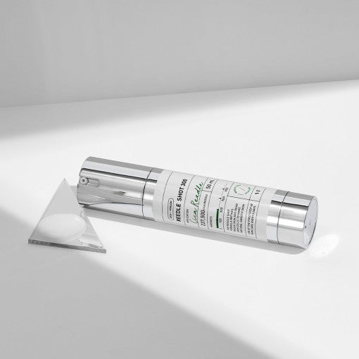 VT Reedle Shot 300 50ml in sleek silver pump bottle delivering deep hydration for refreshed skin care benefits