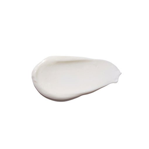 VT Reedle Shot Lifting Cream 50ml texture sample showcasing smooth consistency with anti-aging skin benefits