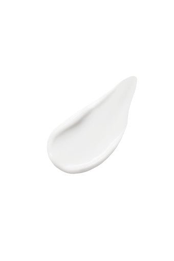 Smooth white cream swatch with lightweight texture showcasing hydration boost benefits on a clean white background