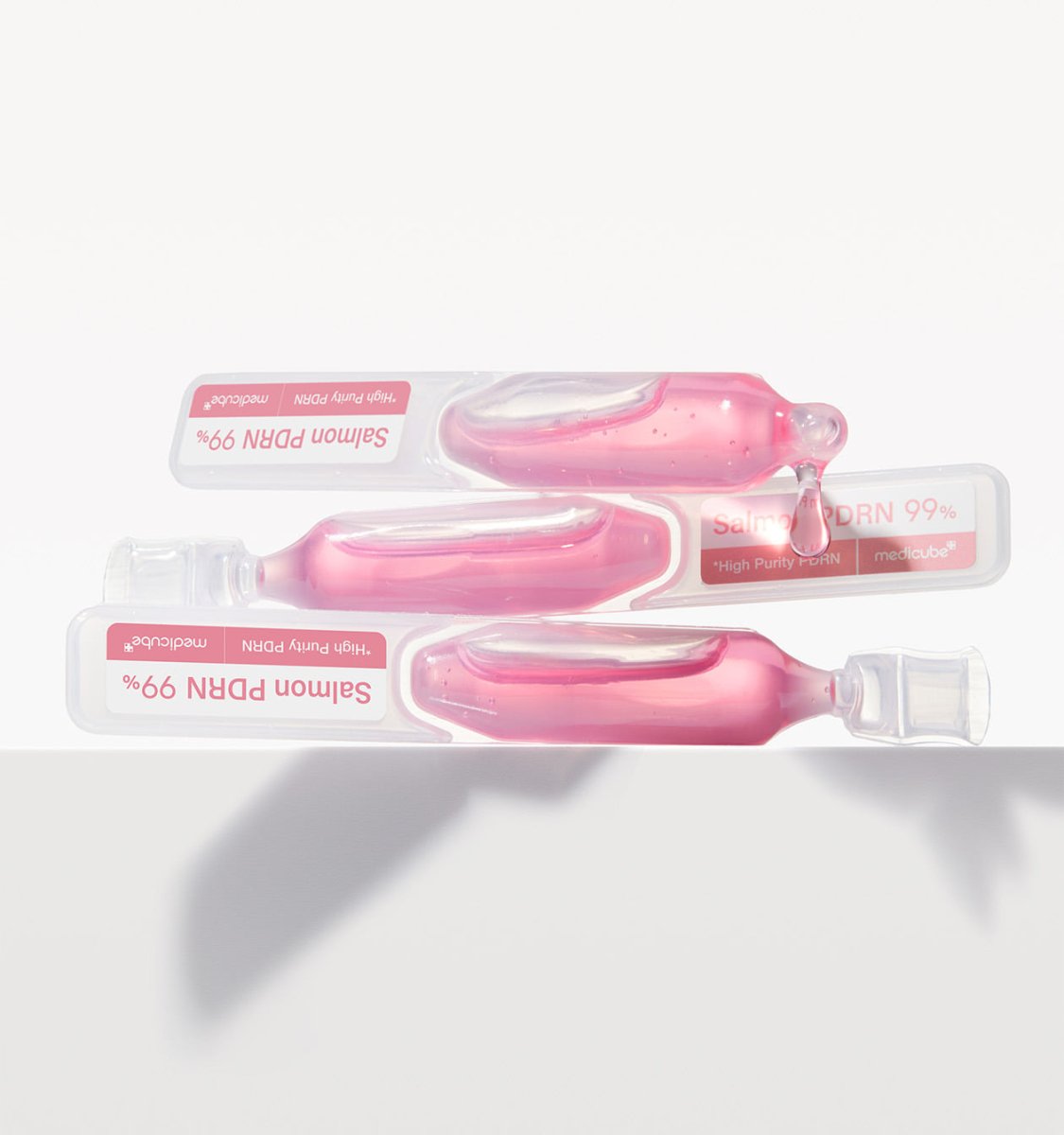 medicube PDRN Pink One Day Serum 1box(1.5ml*10ea) showing three pink serum ampoules for intensive treatment