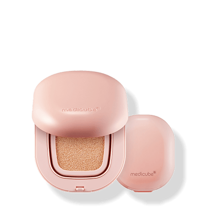 medicube Pro Glutathione Glow Cushion SPF50 15g in soft pink compact with applicator for long-lasting radiant finish