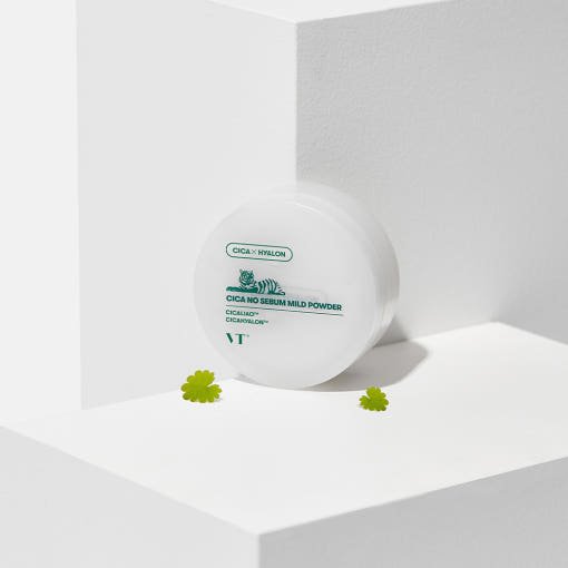 VT Cica No Sebum Mild Powder 5g in white container with green text, highlighting oil control benefits