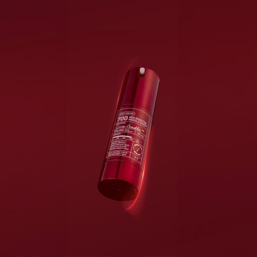 VT Red Booster Reedle Shot 700 30ml in deep red bottle offering intense care for revitalized skin appearance