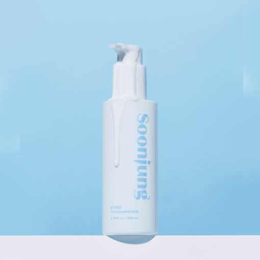 ETUDE Soonjung 5.6 Cleansing Milk 200ml bottle with gentle cleansing formula on light blue background