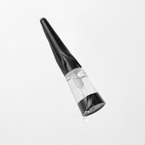 VT Reedle Shot Lip Plumper For Expert 4.3g in sleek black and clear packaging with volumizing effects