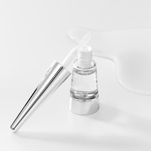 VT Reedle Shot Lip Plumper For Beginner 4.3g clear formula in sleek silver-capped transparent container offering volume boost benefits