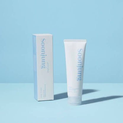 ETUDE HOUSE SoonJung 10 Free Moist Emulsion 130ml in white and blue packaging providing hydration boost